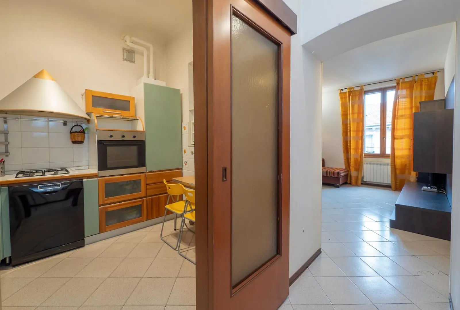 Ampio Biolocale Vicino Alla Stazione Centrale Milano İtalya